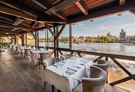 kampa park restaurant recenze|Kampa Park: První pražská restaurace, která